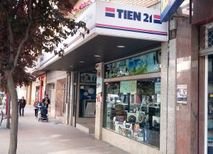 ACEAR. Tienda Tien 21 Electrovisión. Calatayud, Zaragoza.